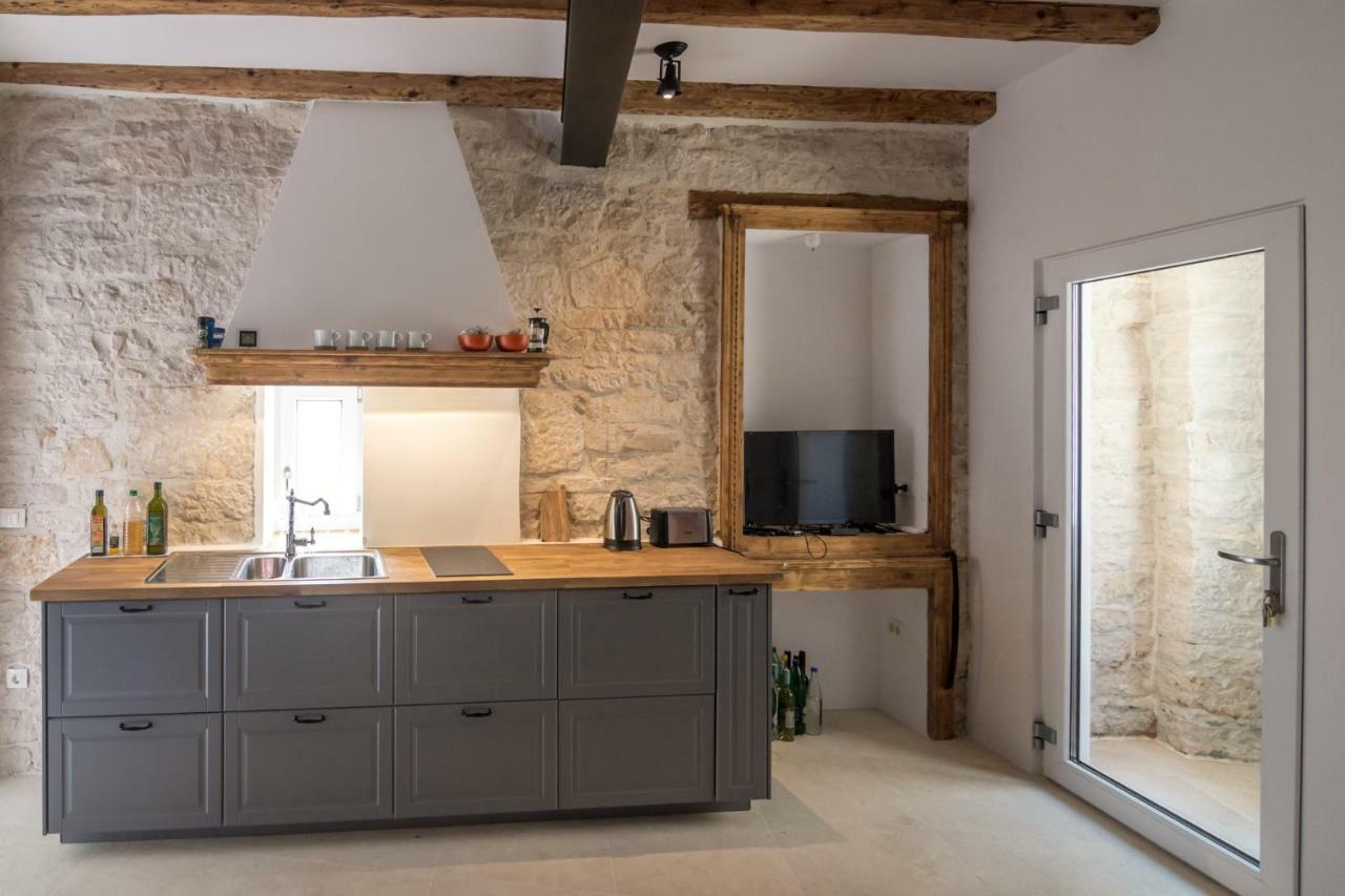 Terra Rossa Apartment Rovinj Bagian luar foto