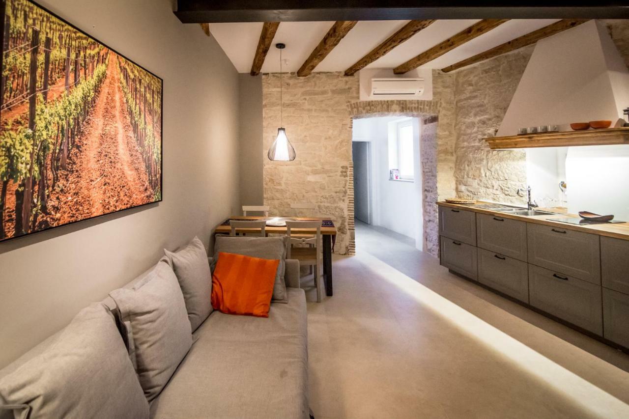 Terra Rossa Apartment Rovinj Bagian luar foto